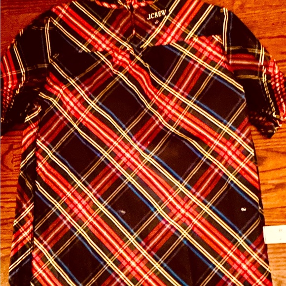 Short sleeve plaid shirt- perfect for the holidays or any day it is so pretty - Picture 2 of 4
